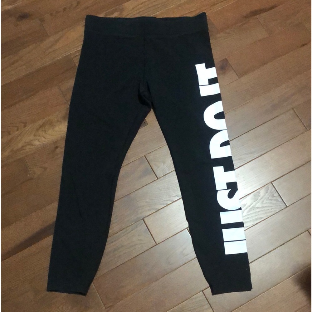 XL Nike “JUST DO IT” leggings